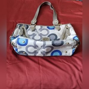 Coach Signature "C" Tote Handbag with hang tag, GUC